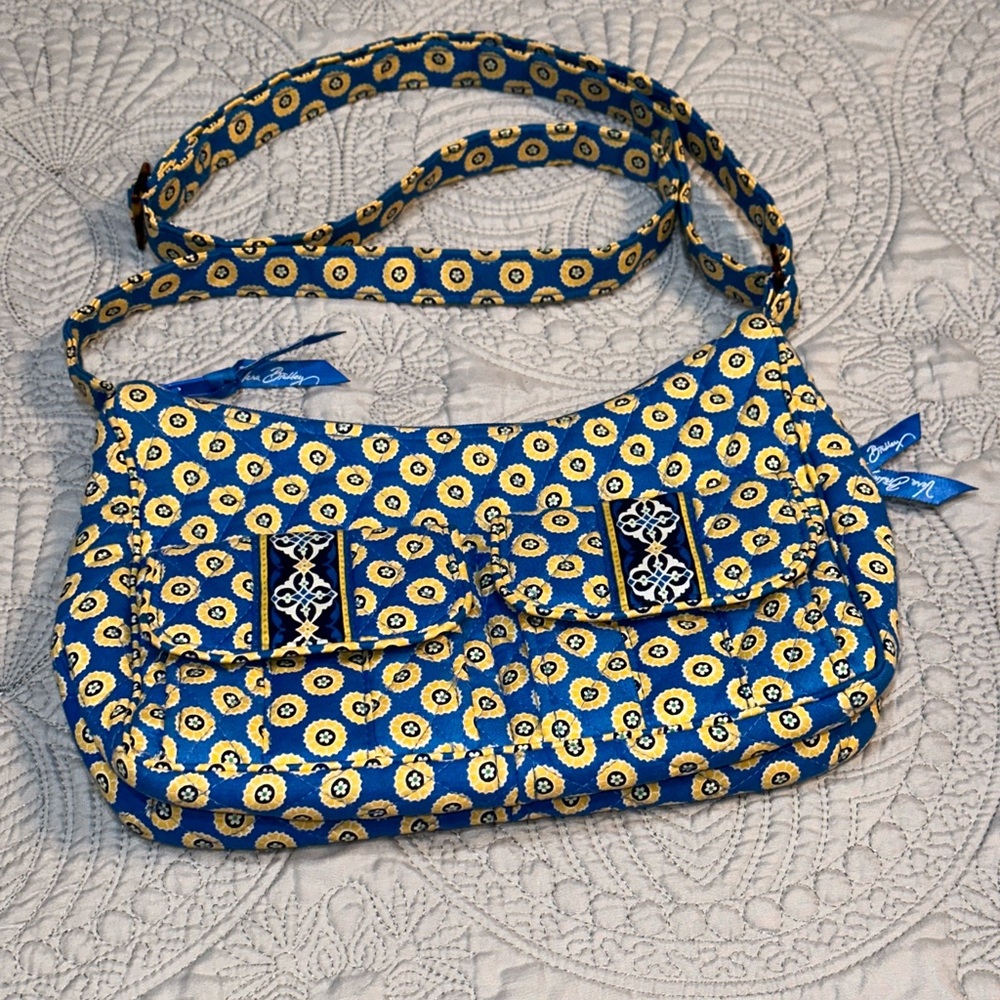 Like New Vera Bradley Riviera Blue retired crossbody bag